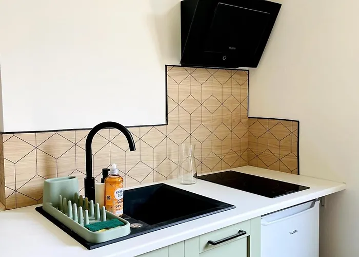 Appartamento 2-room Apartment, Center, Near Train Station